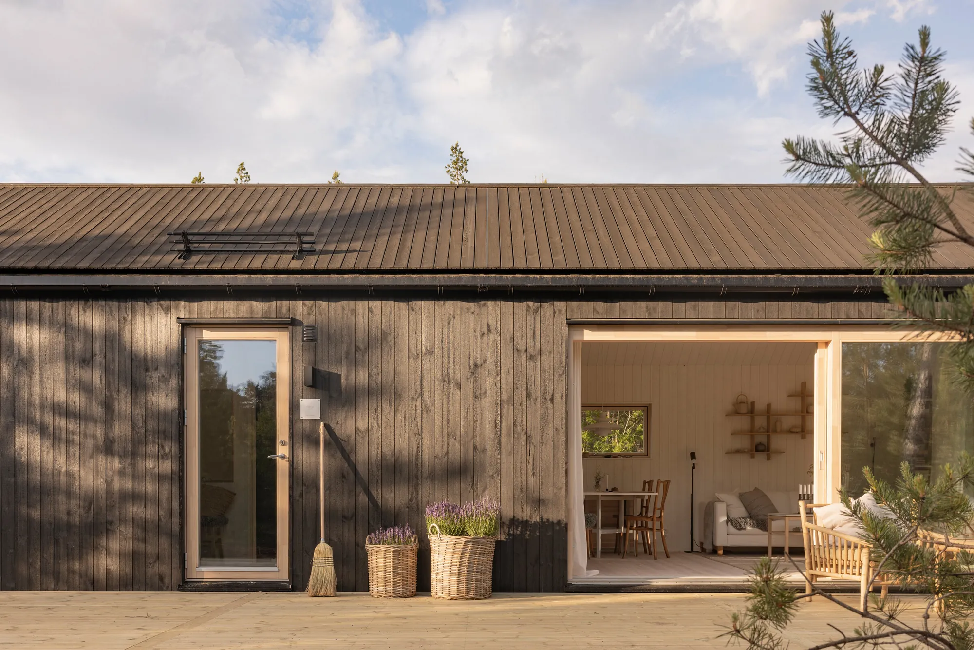 A c/o summer house on its plot