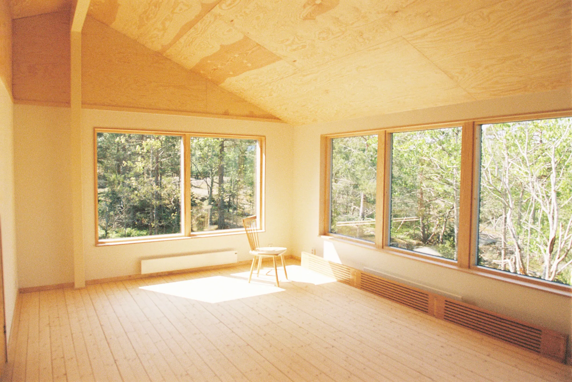 Living space toward the clearing